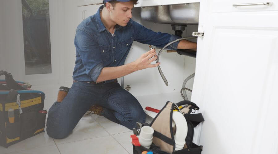 Expert burst pipe repair services in Jonesboro, LA